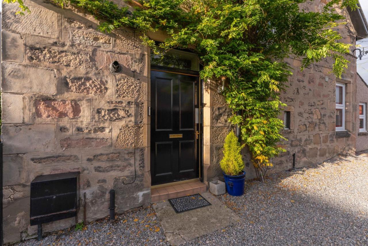 Luxury Inverness Central Apartment Private Parking מראה חיצוני תמונה